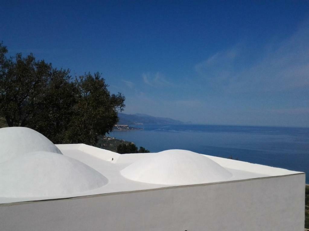 Villa Alice Santo Stefano di Camastra Buitenkant foto